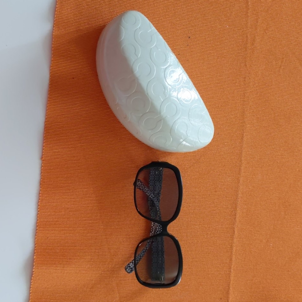 Coach sunglasses & case